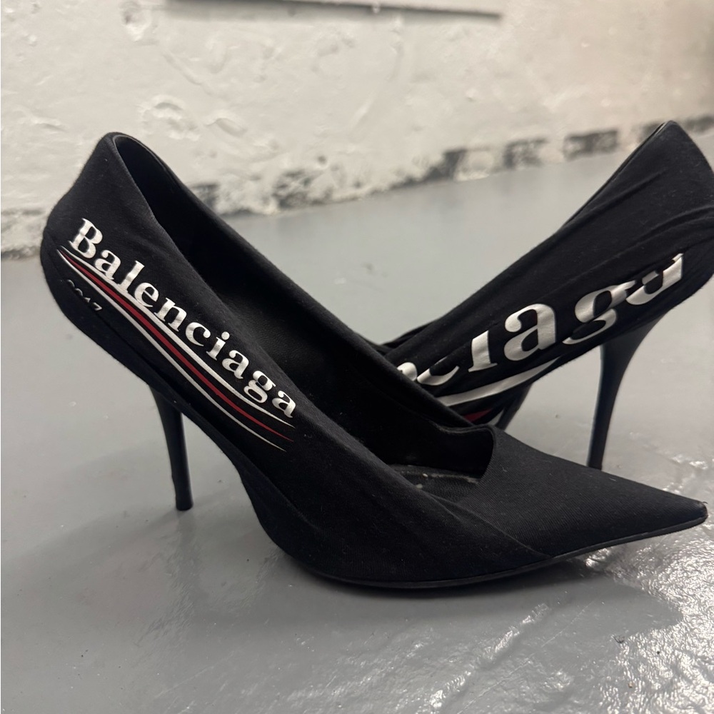 Balenciaga Black Pointed Toe Heels